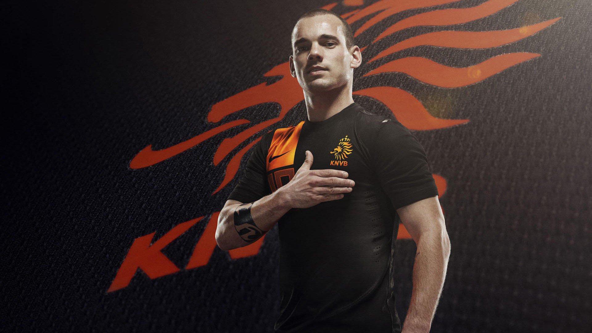 甜瓜入队补强三分火力 湖人侧翼却留下防守隐患